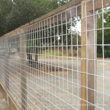 Galvanized livestock feedlot cattle panel fence